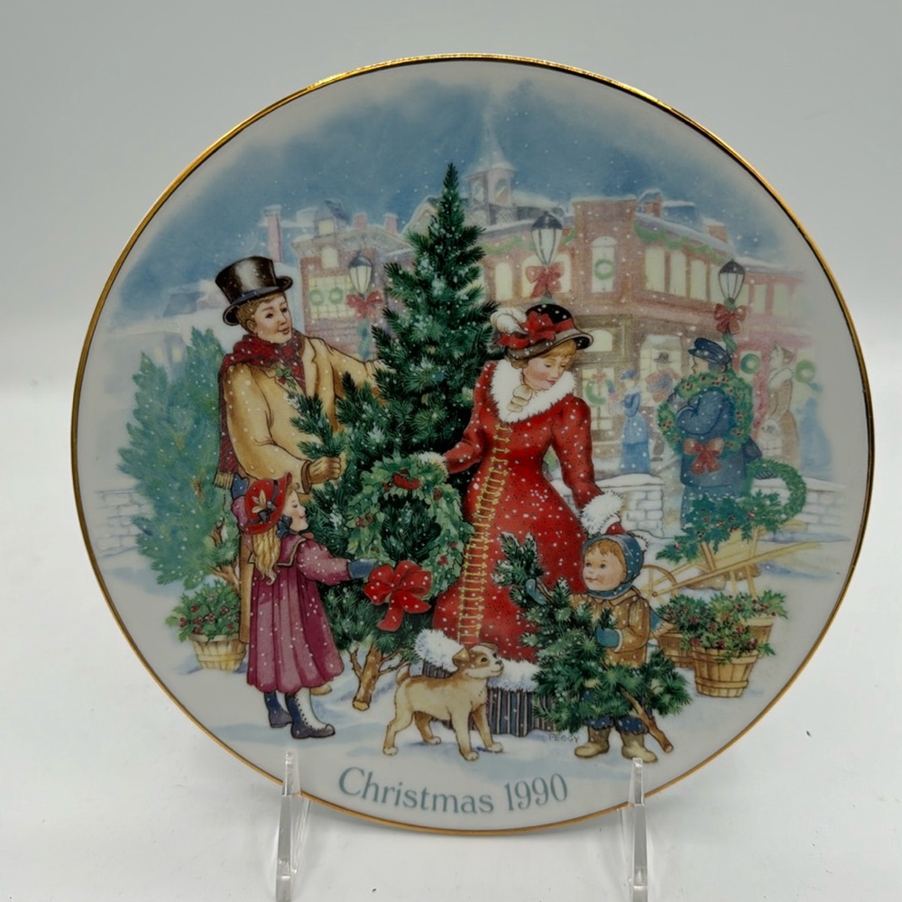 1990 Christmas Plate by Avon